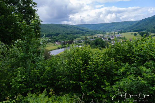 Aan de Maas in Frankrijk