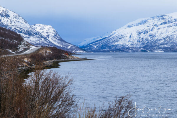 01 05 2026 012 Aan de Langfjord