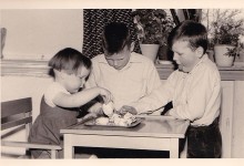 Het is nooit wat geworden met dat thee schenken :-)