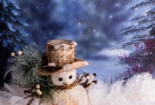 Dit sneeuwmannetje heb ik al jaren, blijft een leuk ding voor dit soort foto’s!