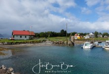 Op een minicamping bij een jachthaven, ze hadden daar een super douche :-)